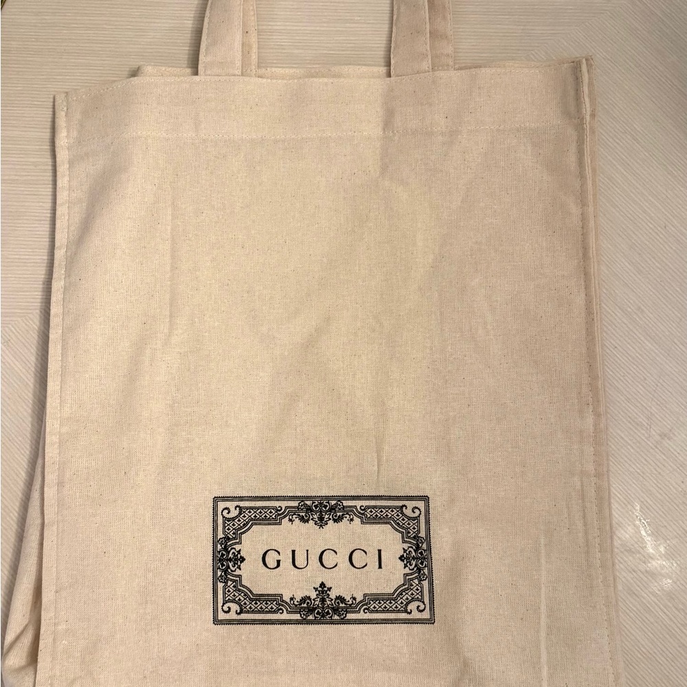 Gucci Beige Canvas Tote with Black Logo